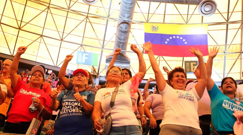 Entregan recursos para ejecutar proyectos de Consulta Popular en La Guaira