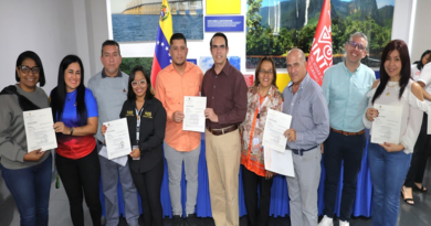 Más de 100 prestadores de servicio turístico reciben constancia de registro