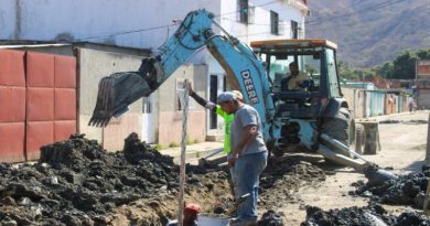gobierno-soluciona-problemas-aguas-servidas-comunidades-marino