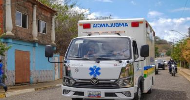 Incorporan cuatro ambulancias a la red de salud en Anzoátegui