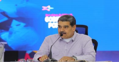 Presidente Nicolás Maduro propone crear gran zona económica binacional con Colombia