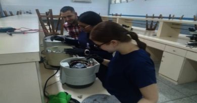 Cayapa Heroica realiza mantenimiento a equipos médicos en Falcón