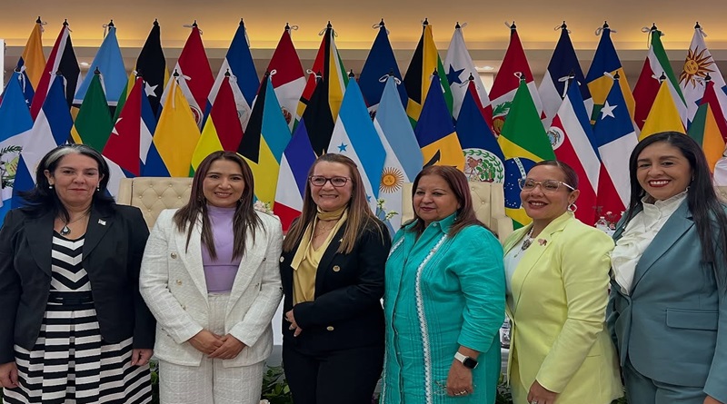 Venezuela presente en Foro Regional de Ministras de la Mujer en Honduras