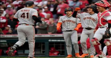Wilmer Flores pegó su segundo jonrón del año en las Grandes Ligas