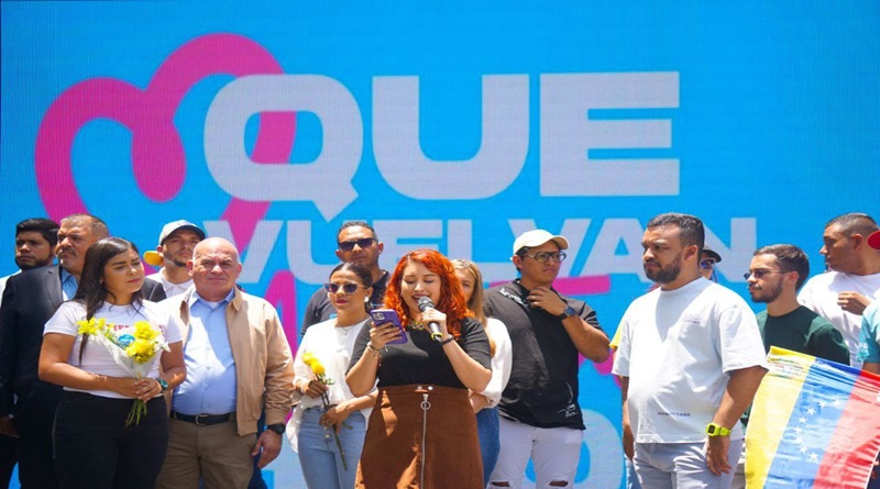 Juventud alza su voz con poesía por la liberación de compatriotas en El Salvador
