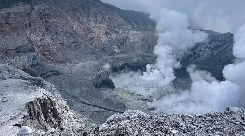 Científicos de Costa Rica en alerta ante erupciones del volcán Poás