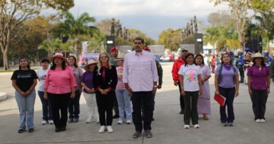 Presidente Maduro crea Escuela Internacional de Liderazgo Nora Castañeda