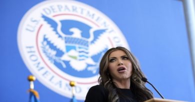 “EE. UU. planea enviar más migrantes” asegura Kristi Noem tras gira en Latinoamérica