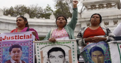 México conforma nuevo equipo para investigar desaparición de los 43 de Ayotzinapa