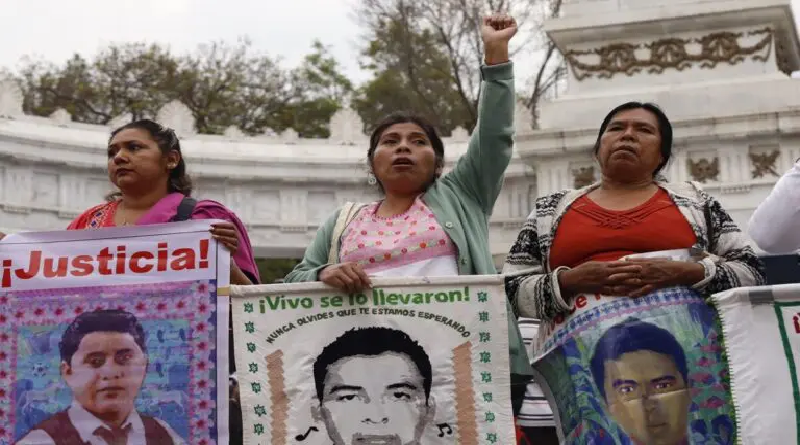 México conforma nuevo equipo para investigar desaparición de los 43 de Ayotzinapa