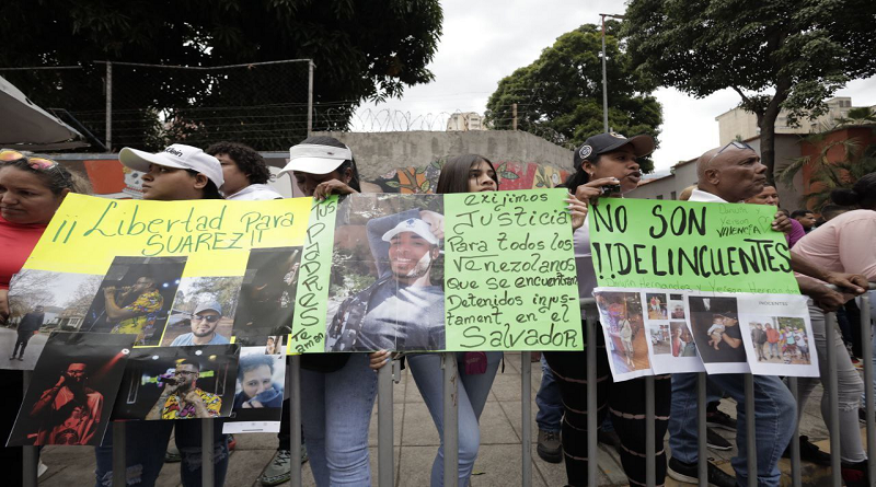 Asociación Americana de Juristas denuncia violaciones de migrantes venezolanos en EE.UU.