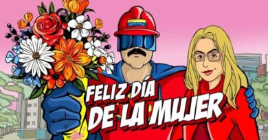 Súper Bigote felicita a las mujeres en su día
