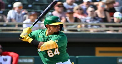 Jhonny Pereda despacha su primer jonrón de la pretemporada