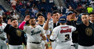Leones del Caracas en busca de mánager
