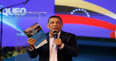 William Castillo califica como errada la sanción EE.UU contra Chevron