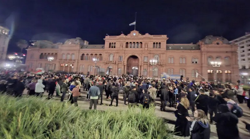 argentinos-calles-brutal-represion-contra-jubilados