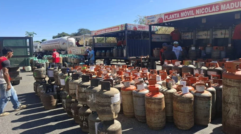 Más de mil 336 comunidades fueron atendidas con la entrega de cilindros de gas en Lara
