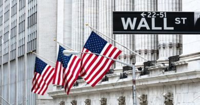 Trump asegura que la economía nacional está en un "período de transición"