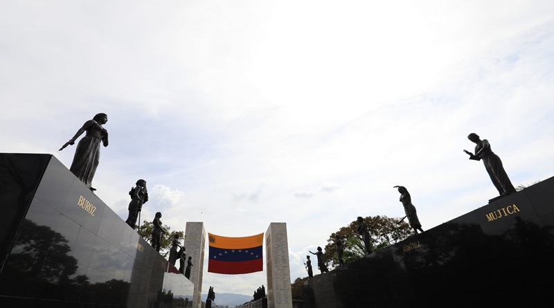 en homenaje a todas las mujeres que dieron su vida por la libertad, igualdad e independencia de nuestra Patria Grande