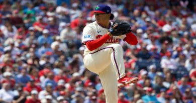 Jesús Luzardo y los Filis se imponen a los Cachorros de Chicago