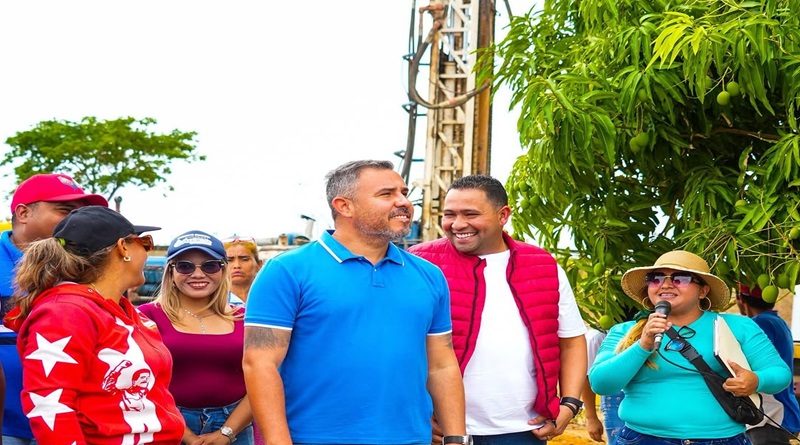 Mejoran suministro de agua potable con perforación de pozo en la comuna El Milagro