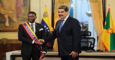 Gobierno nacional abre puertas de la Universidad de las Ciencias a estudiantes de Grenada