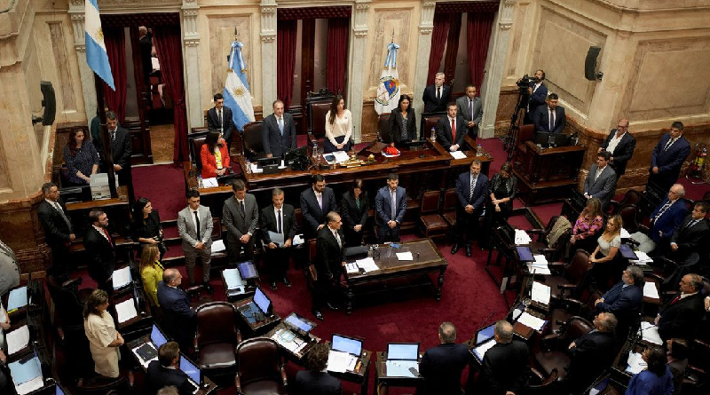 Senado argentino rechaza decreto de Milei sobre designaciones en Corte Suprema