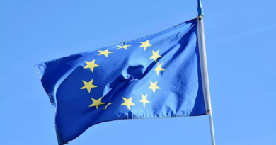 UE