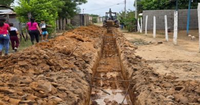 Se ha dispuesto seis mil metros de tubería de 110 milímetros destinados a la comunidad de Villa del Llano y mil 200 metros del mismo diámetro