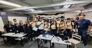 Realizan plan de formación a juventud estudiantil emprendedora de Caracas