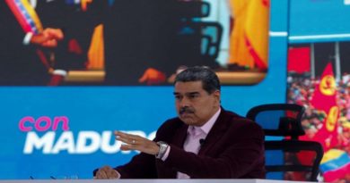 Jefe de Estado ordena llegar al 100 % de medicamentos hechos en Venezuela
