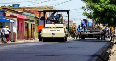 Vaciadas más de mil toneladas de pavimento en Barcelona