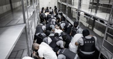 Bukele abre el CECOT para una película y no para dar cuenta de venezolanos secuestrados