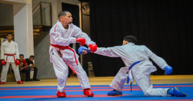 Karate con discapacidad auditiva logra destacada actuación en torneo nacional