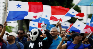 Organizaciones sociales de Panamá marchan contra políticas de José Raúl Mulino