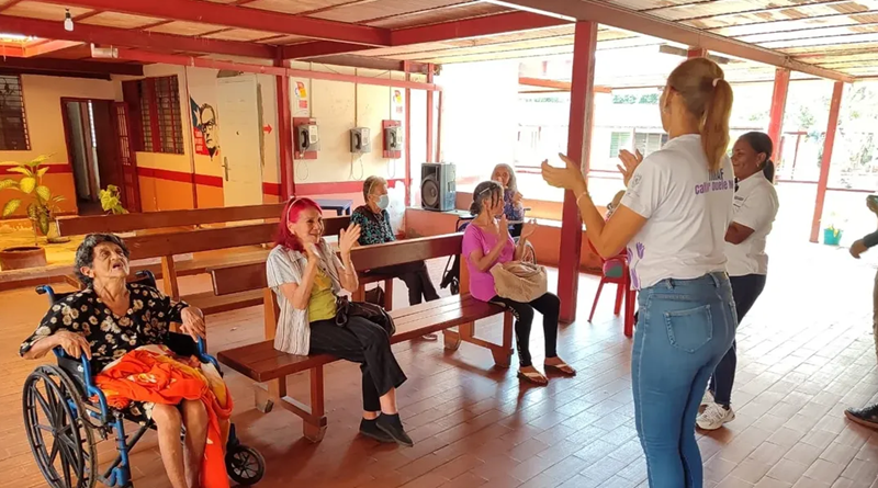 Abuelas disfrutan de jornada de atención integral en Yaracuy
