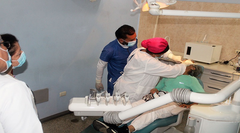 mision-sonrisa-protesis-dentales-pacientes-carabobenos-chet