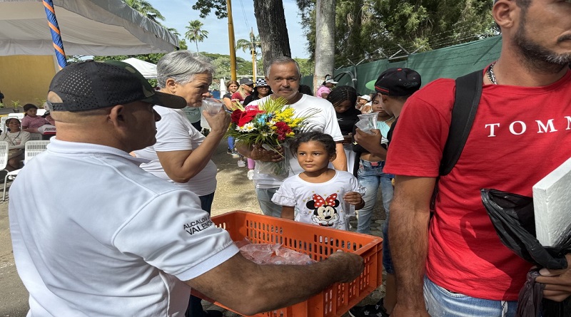 Ejecutan jornada especial de atención en el Cementerio Municipal de Valencia