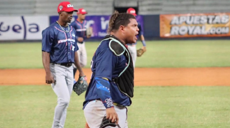 Centauros vence a Guerreros con grand Slam de Williams Astudillo