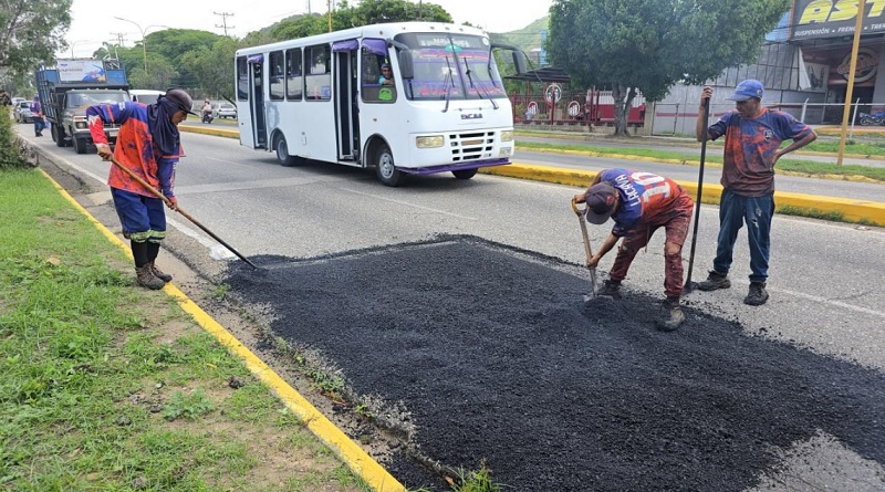Avanza Plan de Asfaltado y Demarcación Vial en Valencia