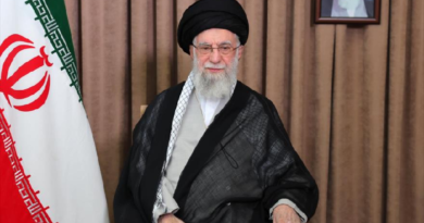 Clérigo declara "enemigo de Dios" a quien amenace al líder de Irán