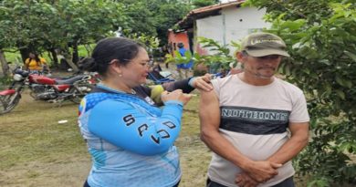 Comunidades indígenas reciben atención médica y apoyo tras inundaciones en Apure