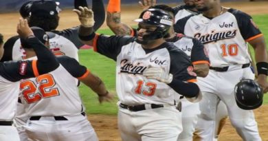 Caciques retoma la senda del triunfo tras derrotar 10-1 a Marineros