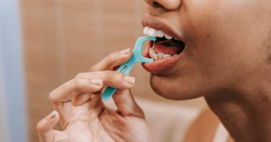 Científicos desarrollan hilo dental inteligente que monitorea los niveles de estrés