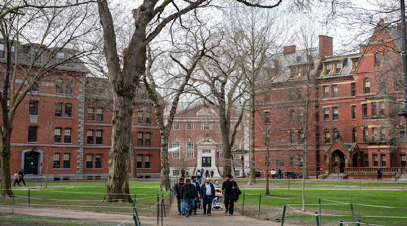Harvard denuncia ilegal suspensión de visados para estudiantes extranjeros