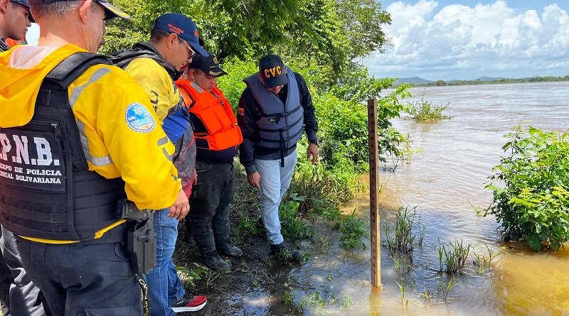 Despliegan operativo preventivo por aumento del nivel del río Orinoco en Monagas