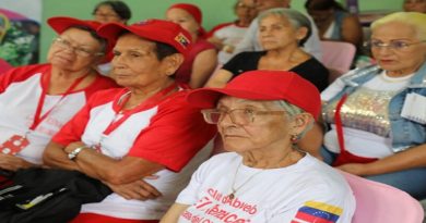 Realizan encuentro comunitario en Club de Abuelos de La Dolorita
