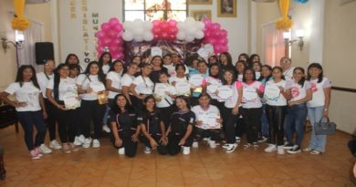 certifican-jovenes-plan-juventud-emprendedora-marino