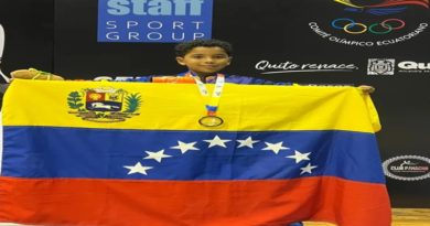 Niños venezolanos brillan en Campeonato Suramericano de Esgrima 2025