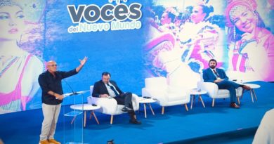 orge Rodríguez advierte que la tecnología busca convertir en autómatas a niños y jóvenes